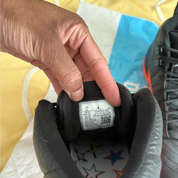 Jordan 12s - Picture 7 of 8
